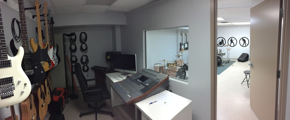 Read more about the article Studio Complete